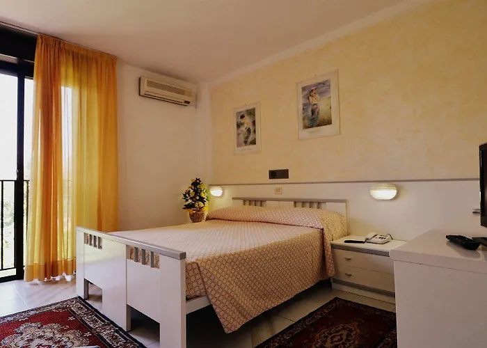 Rio Hotel 3*
